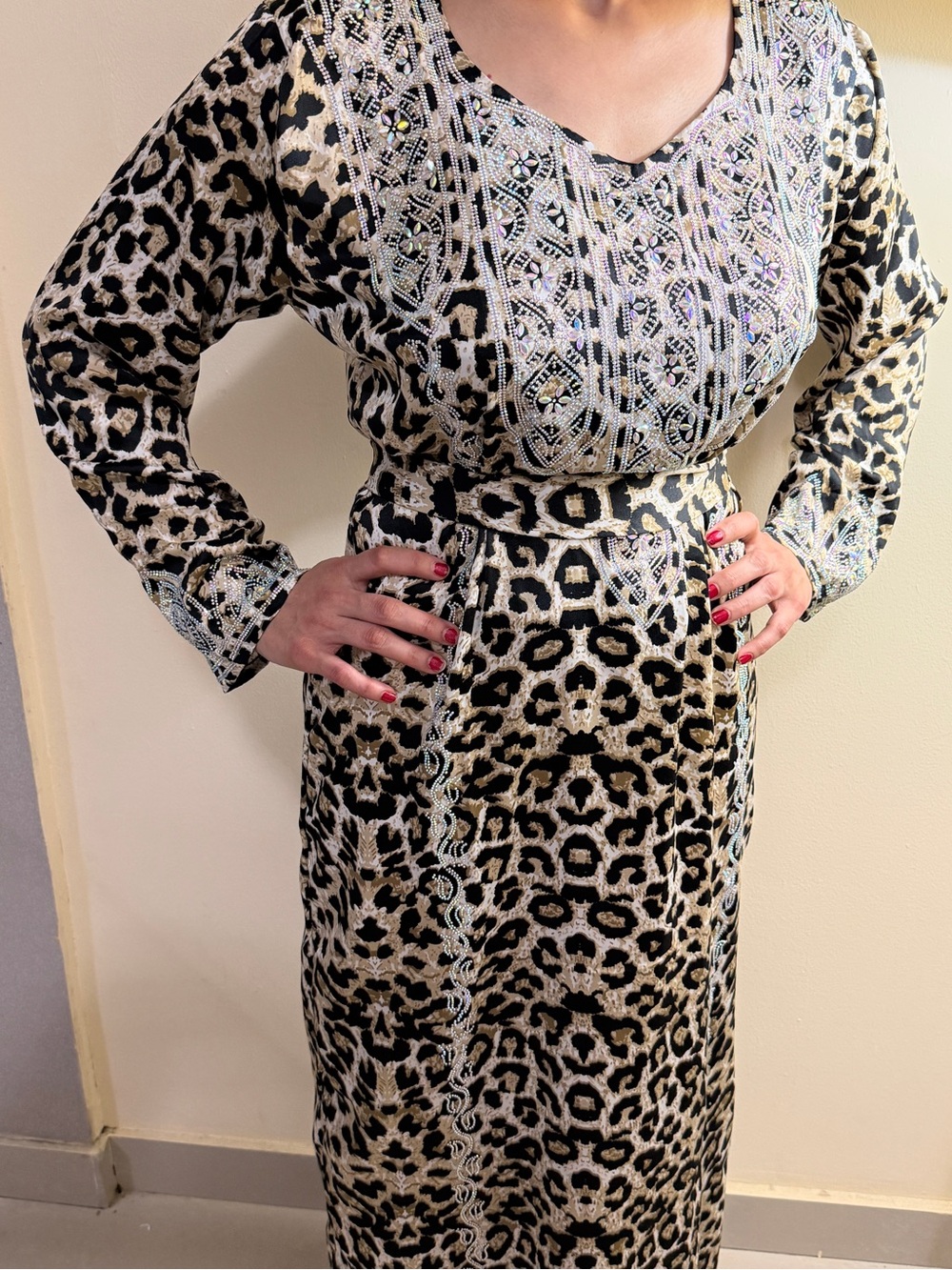 Leopard Print Embellished Long Sleeve abaya- Black & Cream